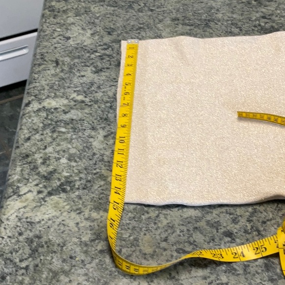 Top with gold threads excellent condition, size petite - Picture 8 of 11